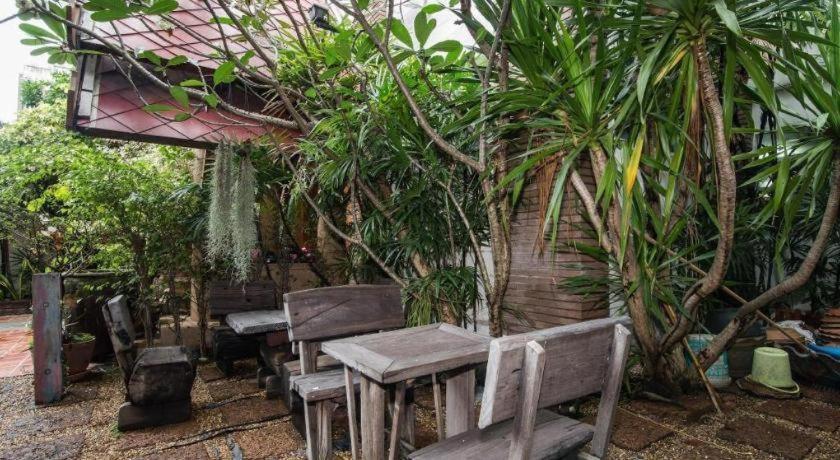 Chada Thai House Pattaya Exterior photo